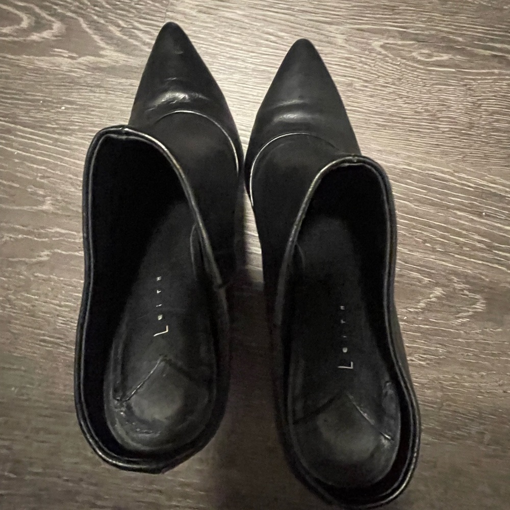 Leith Heels Lightly Worn - image 1